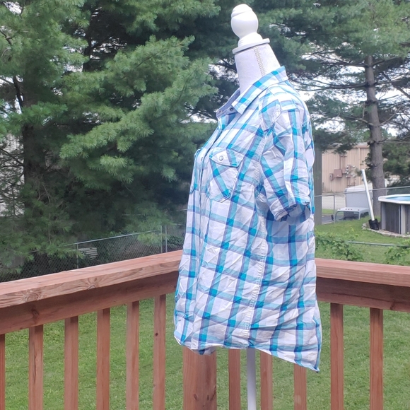 American rag blue green white plaid button top L - Picture 6 of 8